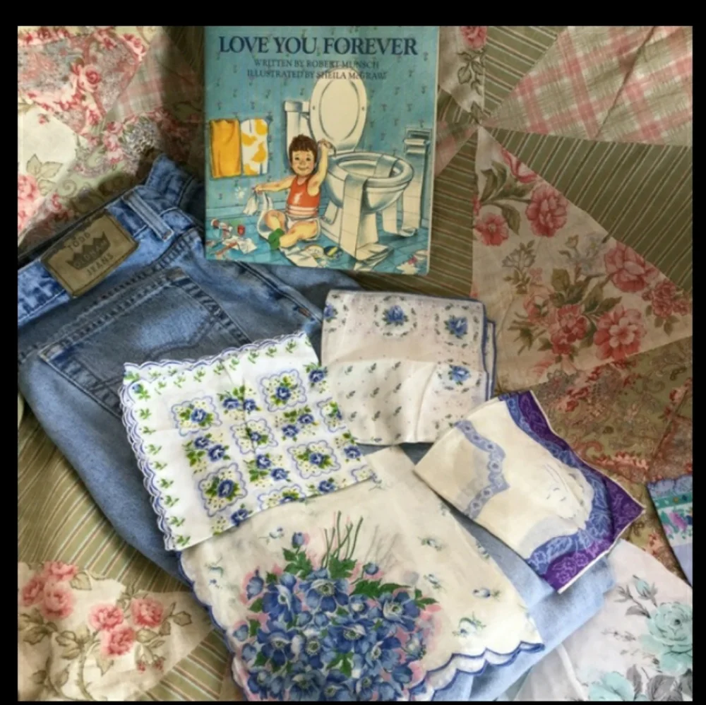 👰‍♀️🤵‍♂️Mr & Mrs EMBROIDERED PILLOW CASES ~VINTAGE SWEEET GIFT